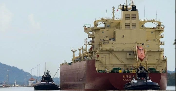 Empresas de EU ayudan al ‘CJNG’ a inundar México de combustible de contrabando con buques