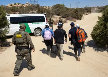 Los casos mensuales de la Patrulla Fronteriza aumentan más del 50 por ciento, pero aún por debajo del 2024