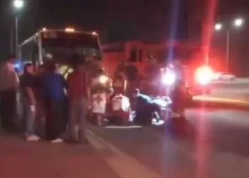 Hombre de la Tercera Edad Resulta Lesionado tras ser Impactado por un Camión en Hermosillo