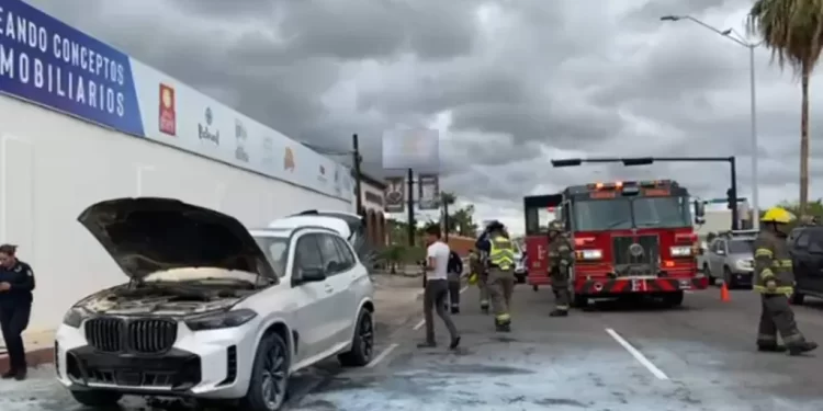 Socavón Tapado con Llantas en Cananea Volvió a Reabrirse tras Paso de “Raymond” en Sonora