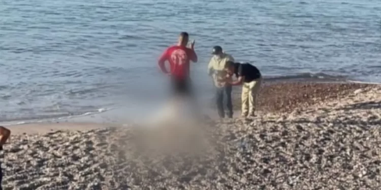 Localizan Cuerpo de Joven Desaparecido Flotando en Playa de San Carlos, Sonora