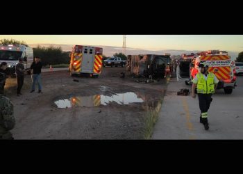 Chofer de TUFESA se quedó dormido al volante, causa del volcamiento