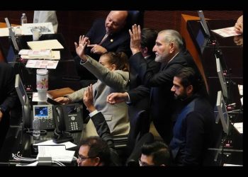 Remata Senado en tres horas reforma a la Ley de Amparo… pasa a Sheinbaum