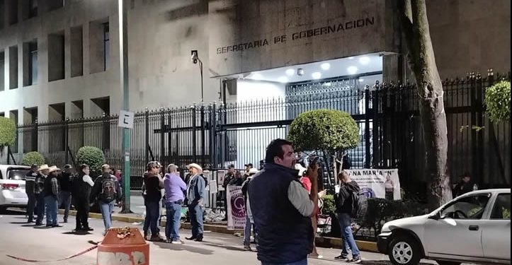 Productores de maíz retoman diálogo con el gobierno bajo condición de retirar bloqueos