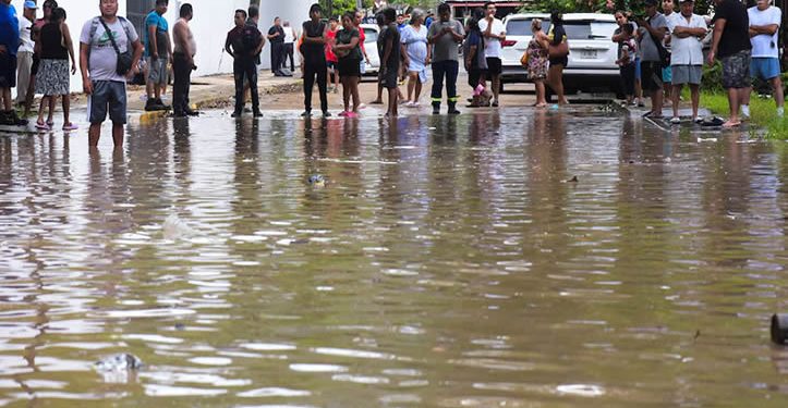 Estudiantes de la UV convocan a protestas por la desaparición de 192 compañeros a causa de las inundaciones