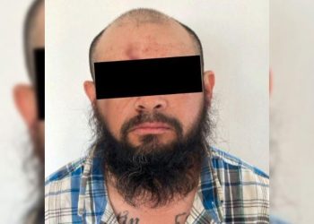 Detienen a sujeto por desorden público y se desquita golpeando salvajemente a su compañero de celda