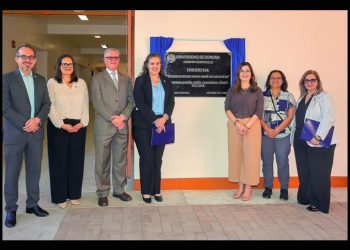 Estudiantes de idiomas de la UNISON estrenan edificio; se invirtieron más de 26 millones del Fideicomiso de cuotas