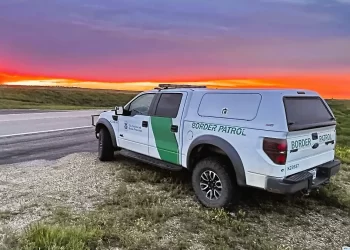 Disminuyen cruces ilegales en la frontera sur de EU durante administración de Trump