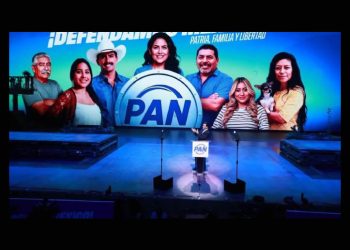 Lorenzo Córdova y Enrique Krauze dedican mensaje de apoyo al PAN en su relanzamiento