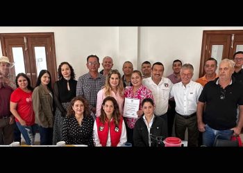 Toman protesta a integrantes de nuevos comités municipales del PRI en municipios del Río Sonora