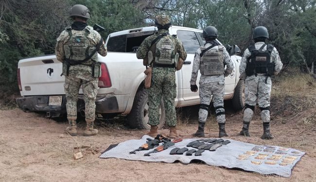 En Sonora, Guardia Nacional y Ejército Mexicano aseguran material bélico