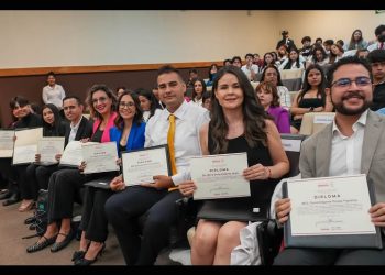 Entregan premios de investigación a la Salud 2024