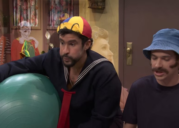 Bad Bunny sorprende con imitación de Quico en un sketch del ‘El Chavo del 8′ en Saturday Night Live