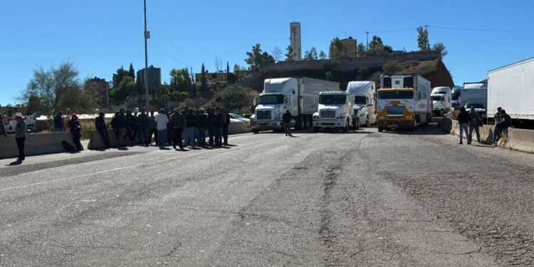 Por inseguridad e impunidad, transportistas y productores participan en Mega bloqueo nacional; Segob señala que hay motivaciones políticas