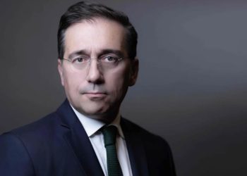 Gobierno de Madrid exige renuncia de canciller por disculparse con México