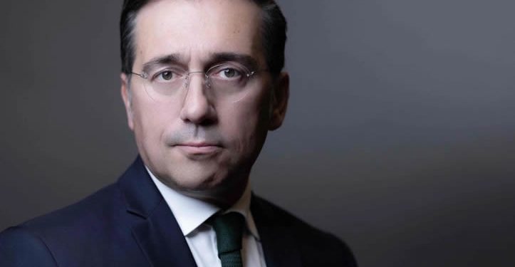 Gobierno de Madrid exige renuncia de canciller por disculparse con México