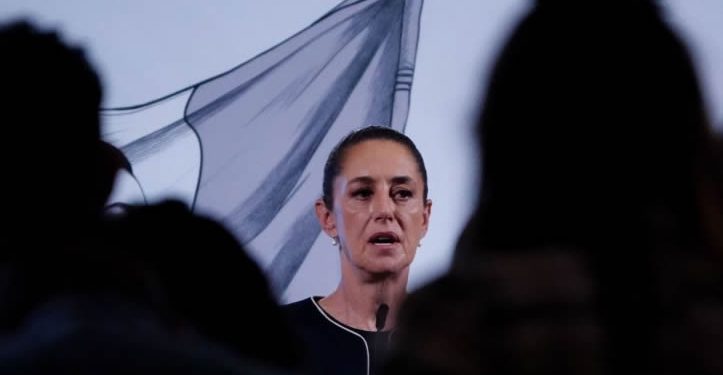 En Morena creen que Sheinbaum podría promover diez candidaturas mujeres y hay alerta en la 4T