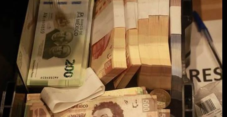 Extranjeros han sacado del país $130 mil 763 millones este año