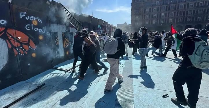 La Tensión de la ‘Generación Z’ en el Zócalo