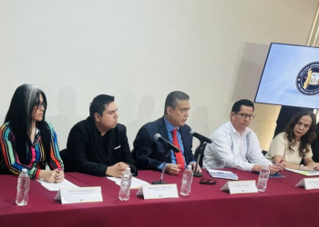 Fiscalía de Sonora llama a comparecer a funcionarios por explosión en Waldo’s Hermosillo