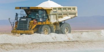 Regulador chino avala unión Codelco-SQM para la producción de litio