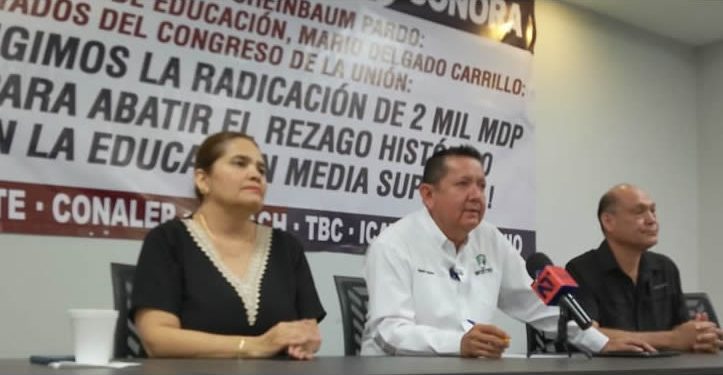 Aprueban Congreso 300 MDP para cubrir rezago salarial a maestros de educación media superior en el 2026