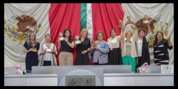 Aprueban dictamen que contiene lista de mujeres sonorenses que recibirán la Presea del Poderío 2025
