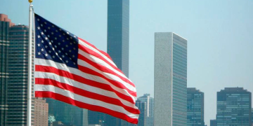 Estados Unidos impondrá recargo de 100 dólares a turistas extranjeros en parques nacionales desde 2026