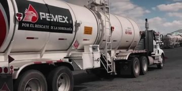 Hijos de Líder Sindical de Pemex Revendieron Combustible a la Sedena y al IMSS