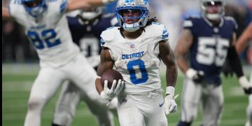 Detroit consigue valioso triunfo sobre Dallas