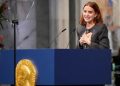 La hija de María Corina Machado, al recibir el Nobel de la Paz mientras la líder opositora viaja a Oslo: “La democracia es esencial para la paz”