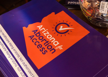 Bajo presión de Trump, los republicanos de Arizona sopesan una respuesta a la prohibición del aborto de 1864