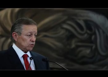 PAN y PRI presentan demanda de juicio político contra Arturo Zaldívar