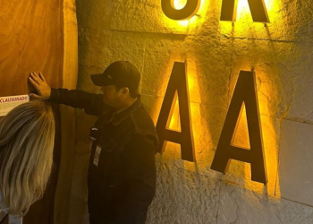 Funcionaria de Guaymas es amenazada de muerte por clausurar un bar en Sonora; pide ayuda al gobernador Durazo