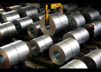 México revisará derechos laborales en empresas acerera y minera a solicitud de EU