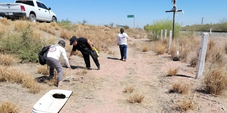 Madres Buscadoras hallan restos humanos por la carretera Navojoa-Los Mochis