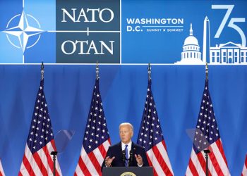 Biden defiende su candidatura pese a confundir a Kamala Harris con Trump y a Zelenski con Putin