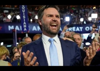 De crítico de Donald Trump a compañero de fórmula, ¿quién es J.D. Vance?