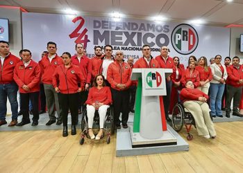 Desbandada de priistas con Alito Moreno es de 80%