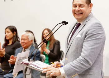 La administración gubernamental tendrá baterías de litio; para dejar atrás la burocracia evolucionará a promotoría: Armenta