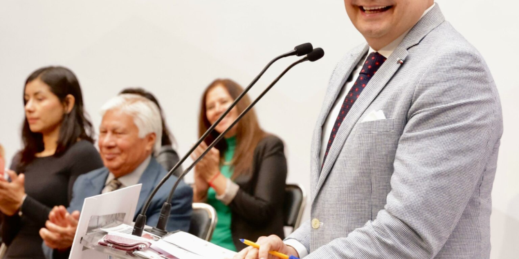 La administración gubernamental tendrá baterías de litio; para dejar atrás la burocracia evolucionará a promotoría: Armenta