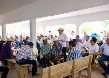 Tras reunión, tribu yaqui se compromete a mantener diálogo con autoridades