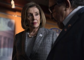 Pelosi avala a Harris para la candidatura y los demócratas apuran unidad de cara a la Convención de Chicago