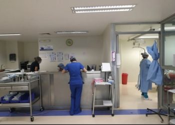 Pese a esfuerzos aún no se tienen especialistas médicos que se requieren: AMLO