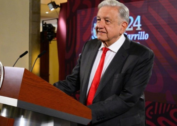 AMLO afirma que no habrá “carpetazo” en derrame del Río Sonora