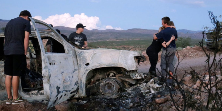 Adrián LeBarón afirma que una jueza solicitó a la FGR determinar si en la masacre de su familia en Sonora se cometió el delito de terrorismo