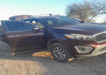 En Sonora, Guardia Nacional y Ejército Mexicano detienen a persona con fusiles de asalto, cargadores y cartuchos