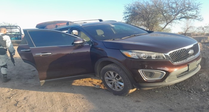 En Sonora, Guardia Nacional y Ejército Mexicano detienen a persona con fusiles de asalto, cargadores y cartuchos