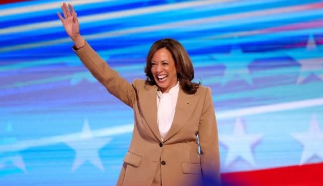 Kamala Harris abre la convención demócrata en Chicago con homenaje a Biden