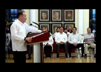 Gobernador Durazo da positivo a COVID-19